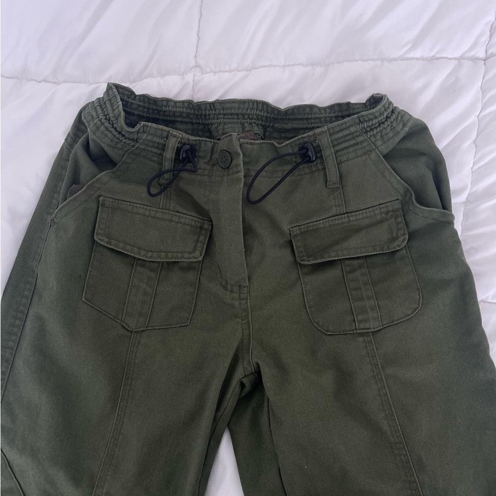 Brandy Melville Kim cargo pants